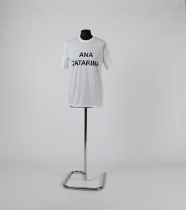 Ana Catarina (T-shirt): As Moscas são Ratos que Voam