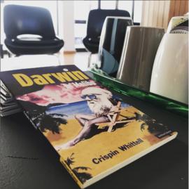 Imagem4: &quot;Darwin em Malibu&quot;, de Crispin Whittell