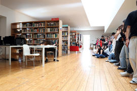 Fotografia 37: Rato de Biblioteca (Biblioteca Municipal Afonso Duarte)