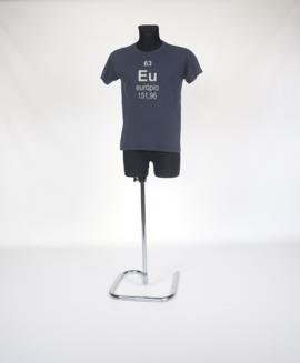 T-shirt Európio: Traviata Periódica